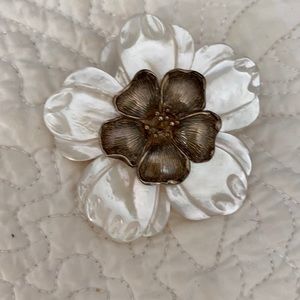 Mother of Pearl Dogwood Flower Pin/ Brooch